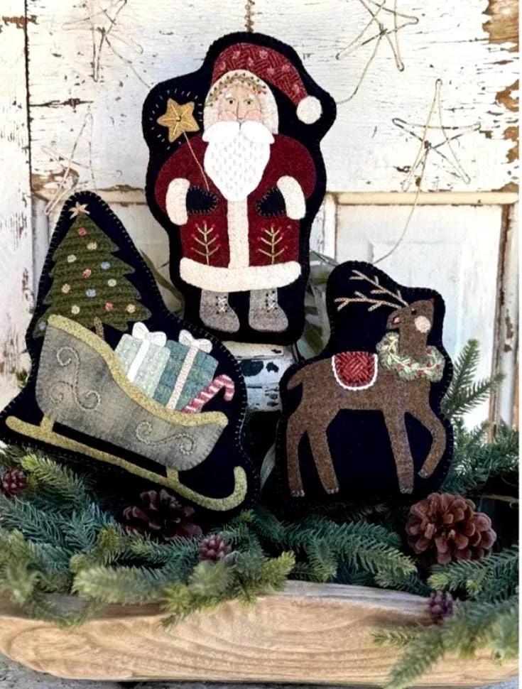 Christmas Bowl Fillers KIT - Includes Pattern, Wool, Fabric & Buttons