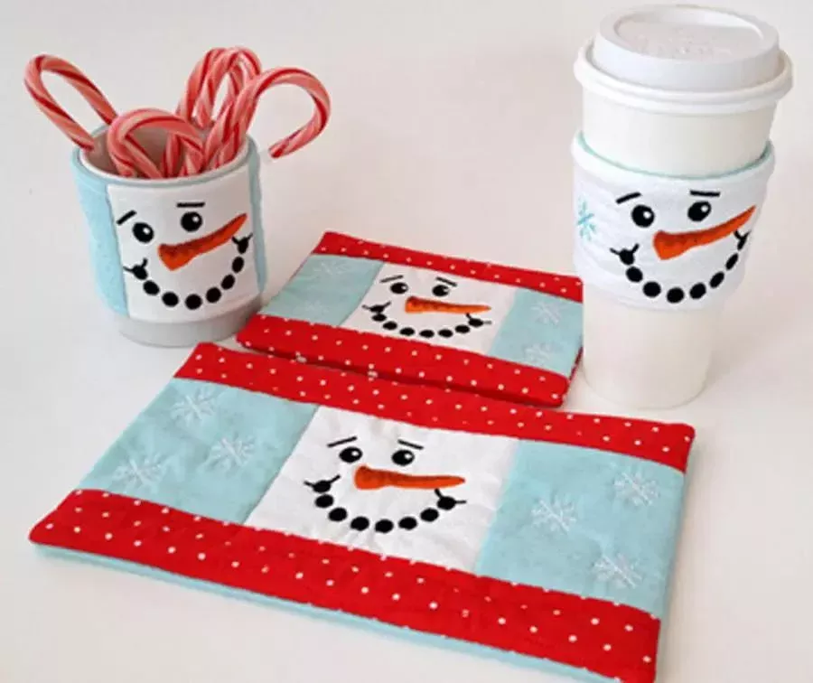 Embroidery Garden Holiday Beverage Set