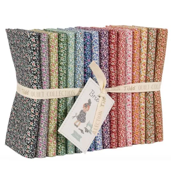 Fabric, Brie Basics Fat Quarter Bundle from Tilda Fabrics