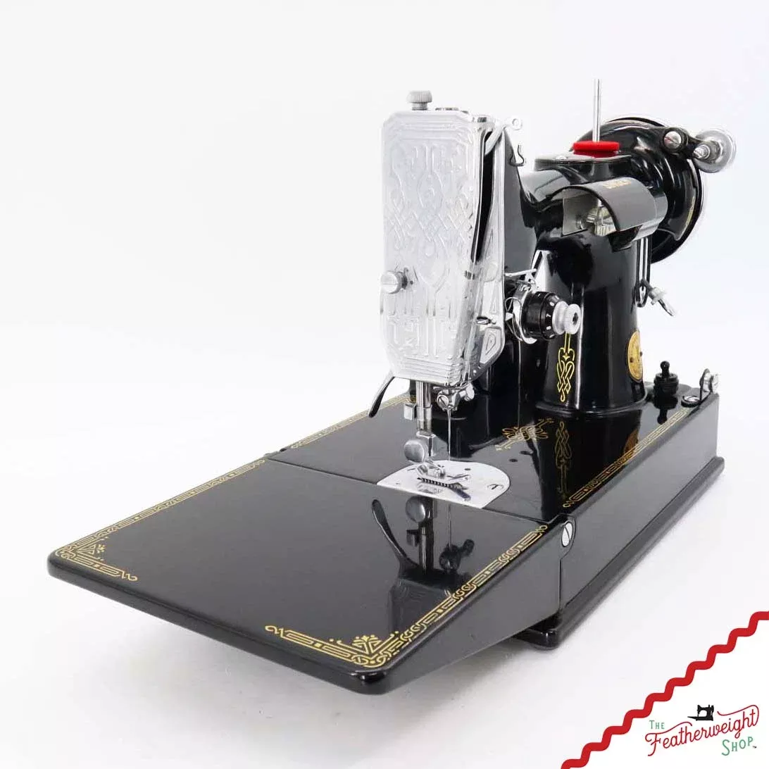 Singer Featherweight 221 Sewing Machine, AE983*** - 1938